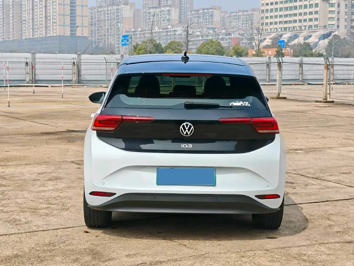 2022 Volkswagen ID.3 BEV 57.3KWH,autocango,china used car exporter,china ev exporter,chinese used car exporter,chinese used ev exporter