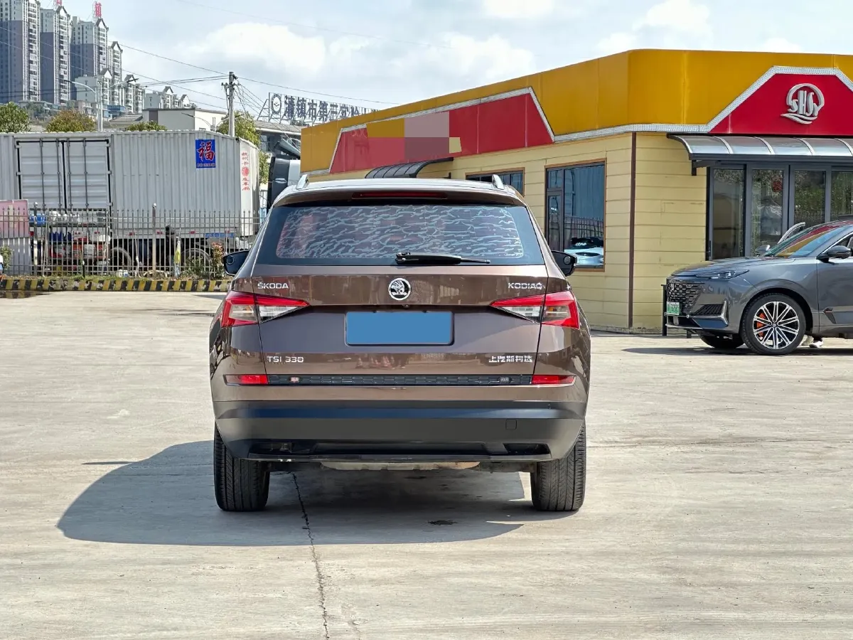 2017 Skoda Kodiak 1.8T 180HP L4 7DCT,autocango,china used car exporter,china ev exporter,chinese used car exporter,chinese used ev exporter