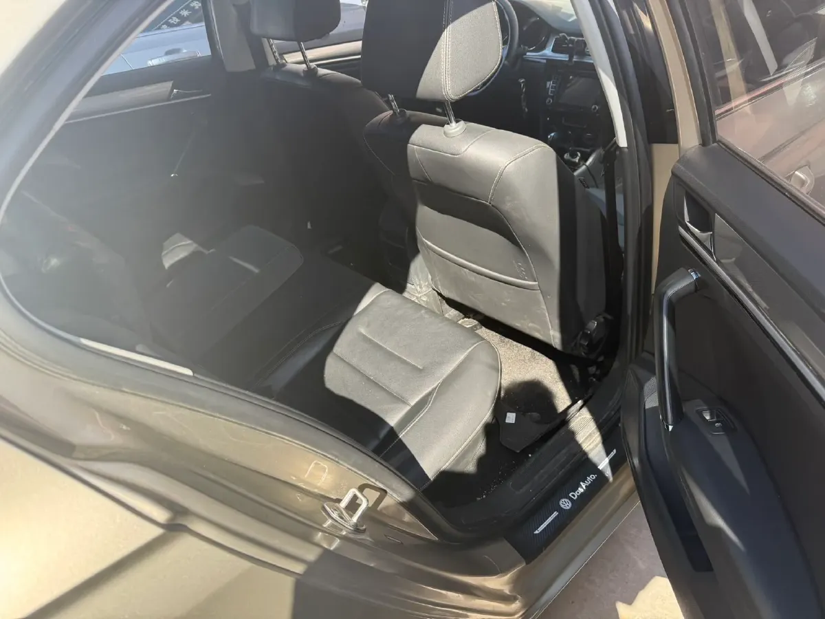 2018 Volkswagen Bora 1.5L 110HP L4 6AT,autocango,china used car exporter,china ev exporter,chinese used car exporter,chinese used ev exporter