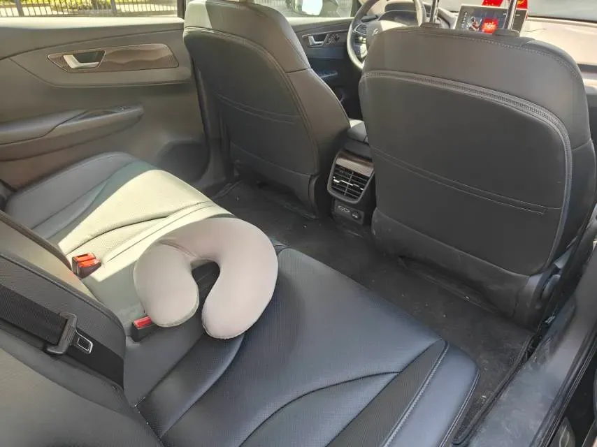 2023 HongQi E-QM5 BEV 54KWH,autocango,china used car exporter,china ev exporter,chinese used car exporter,chinese used ev exporter