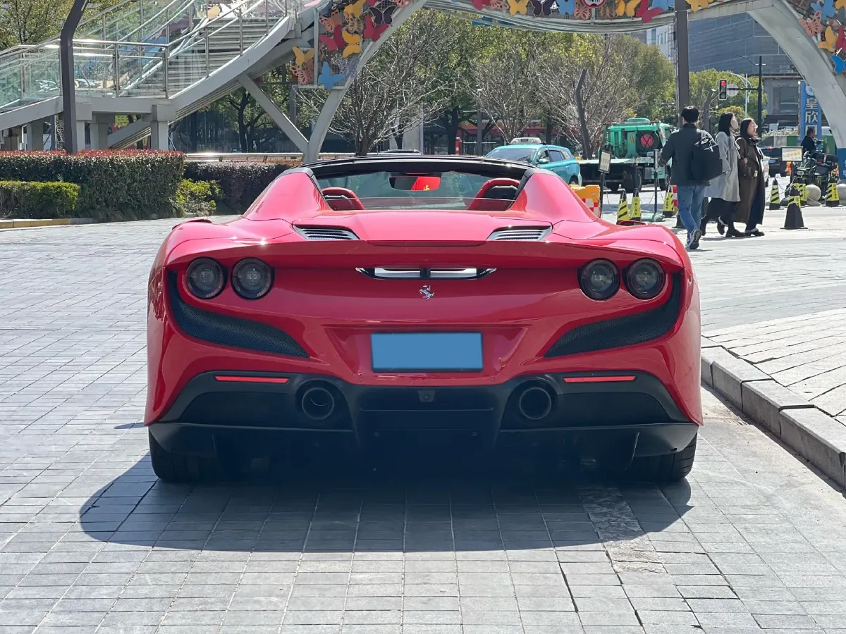 2020 Ferrari F8 3.9T 720HP V8 7DCT,autocango,china used car exporter,china ev exporter,chinese used car exporter,chinese used ev exporter