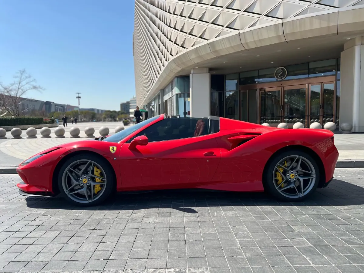 2020 Ferrari F8 3.9T 720HP V8 7DCT,autocango,china used car exporter,china ev exporter,chinese used car exporter,chinese used ev exporter