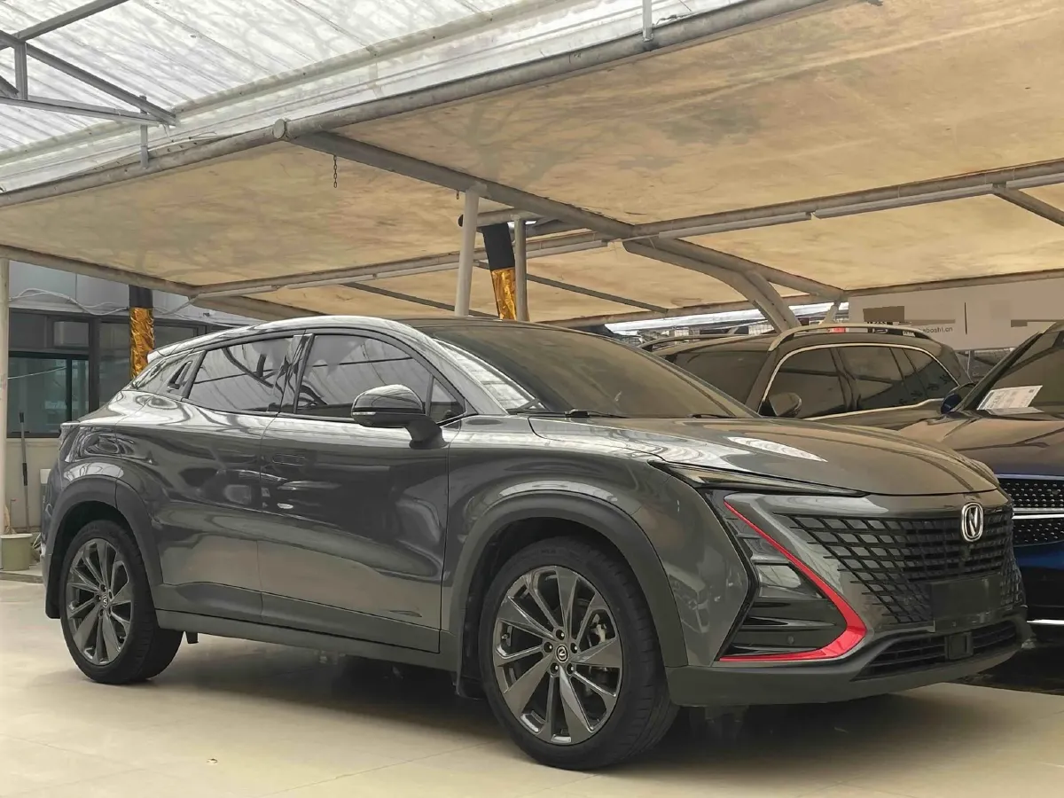 2020 ChangAn UNI-T 1.5T 180HP L4 7DCT,autocango,china used car exporter,china ev exporter,chinese used car exporter,chinese used ev exporter