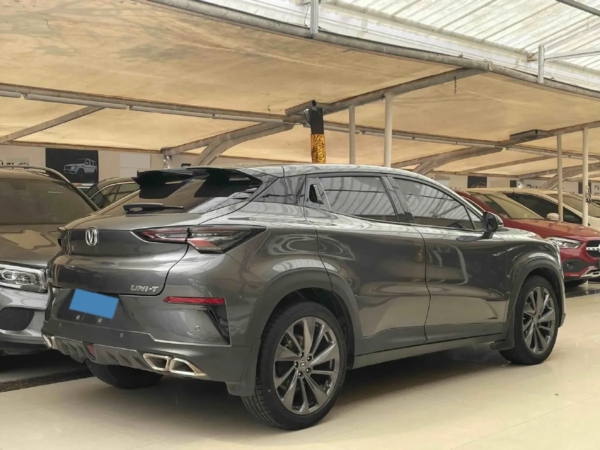 2020 ChangAn UNI-T 1.5T 180HP L4 7DCT,autocango,china used car exporter,china ev exporter,chinese used car exporter,chinese used ev exporter