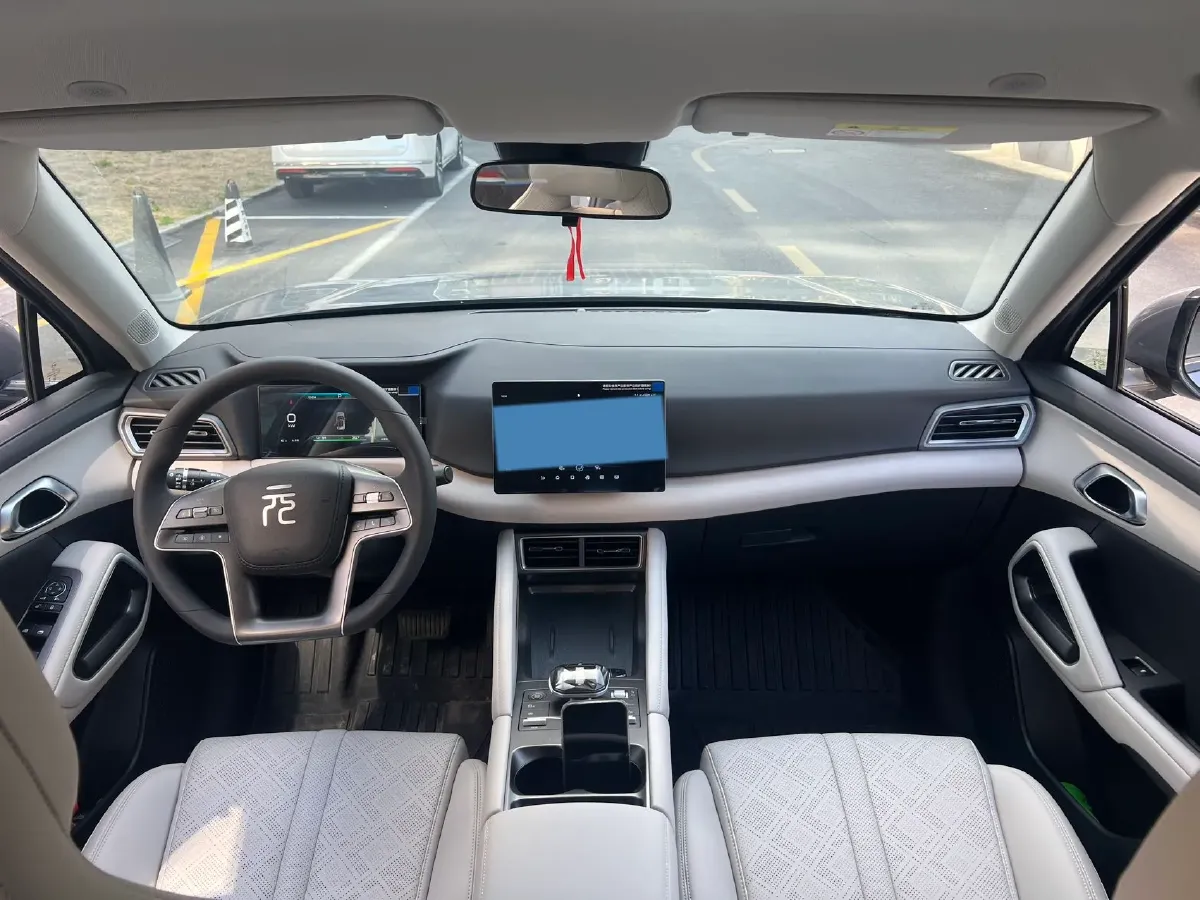 2024 BYD YuanUP BEV 45.12KWH,autocango,china used car exporter,china ev exporter,chinese used car exporter,chinese used ev exporter