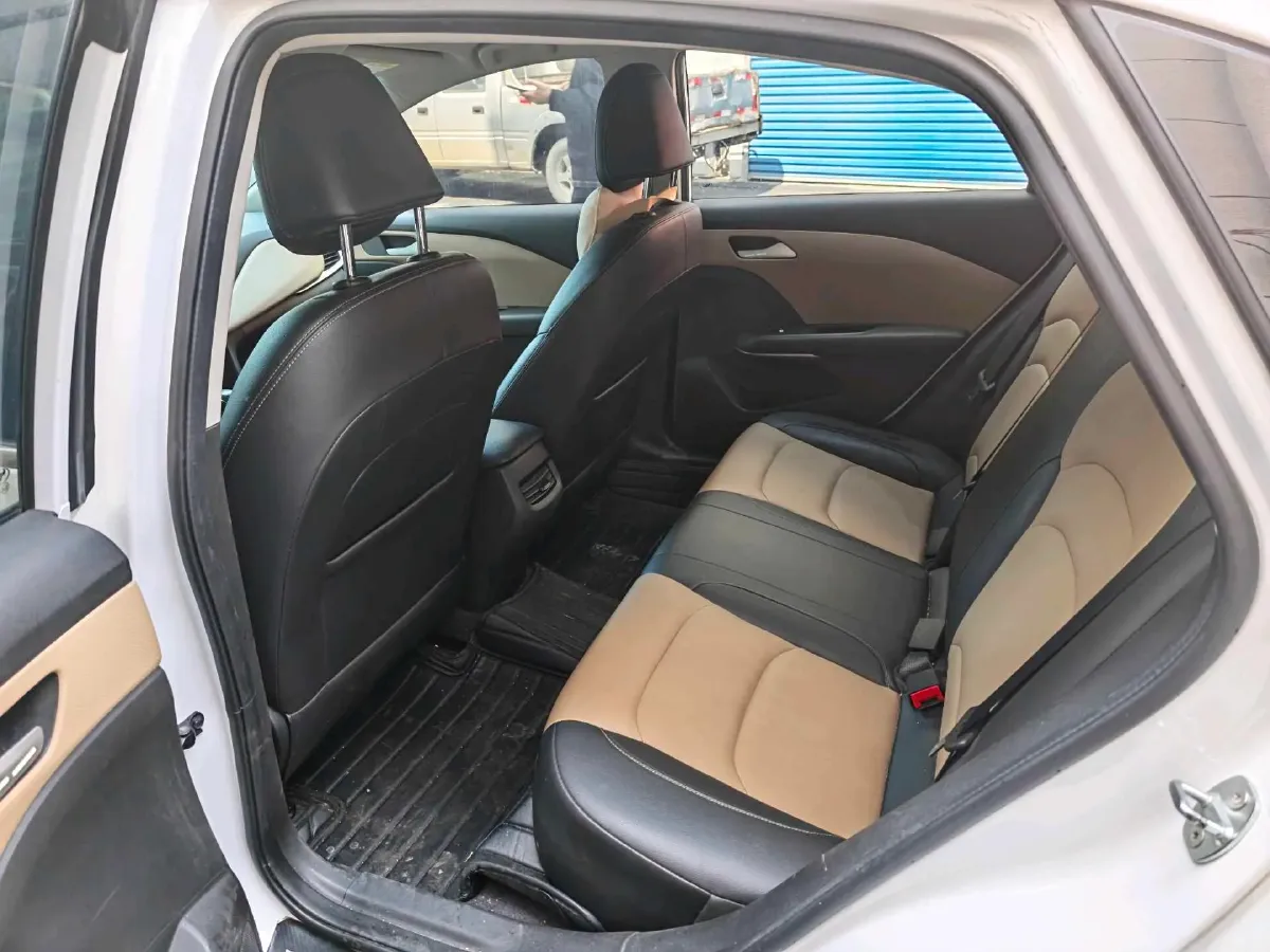 2020 Chevrolet Monza 1.5L 113HP L4 6AT,autocango,china used car exporter,china ev exporter,chinese used car exporter,chinese used ev exporter