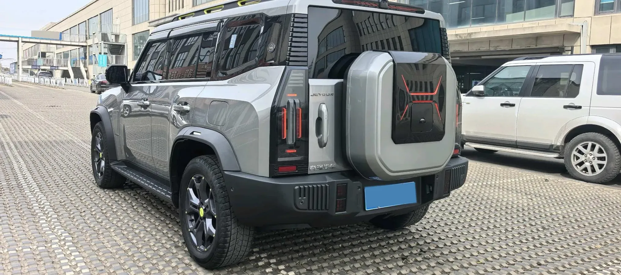 2023 Jetour Traveller 2.0T 254HP L4 7DCT,autocango,china used car exporter,china ev exporter,chinese used car exporter,chinese used ev exporter