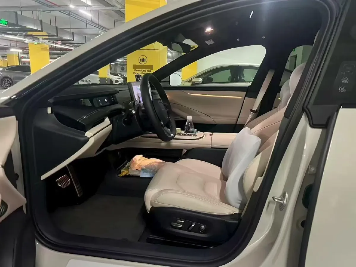 2024 MI SU7 BEV 101KWH,autocango,china used car exporter,china ev exporter,chinese used car exporter,chinese used ev exporter