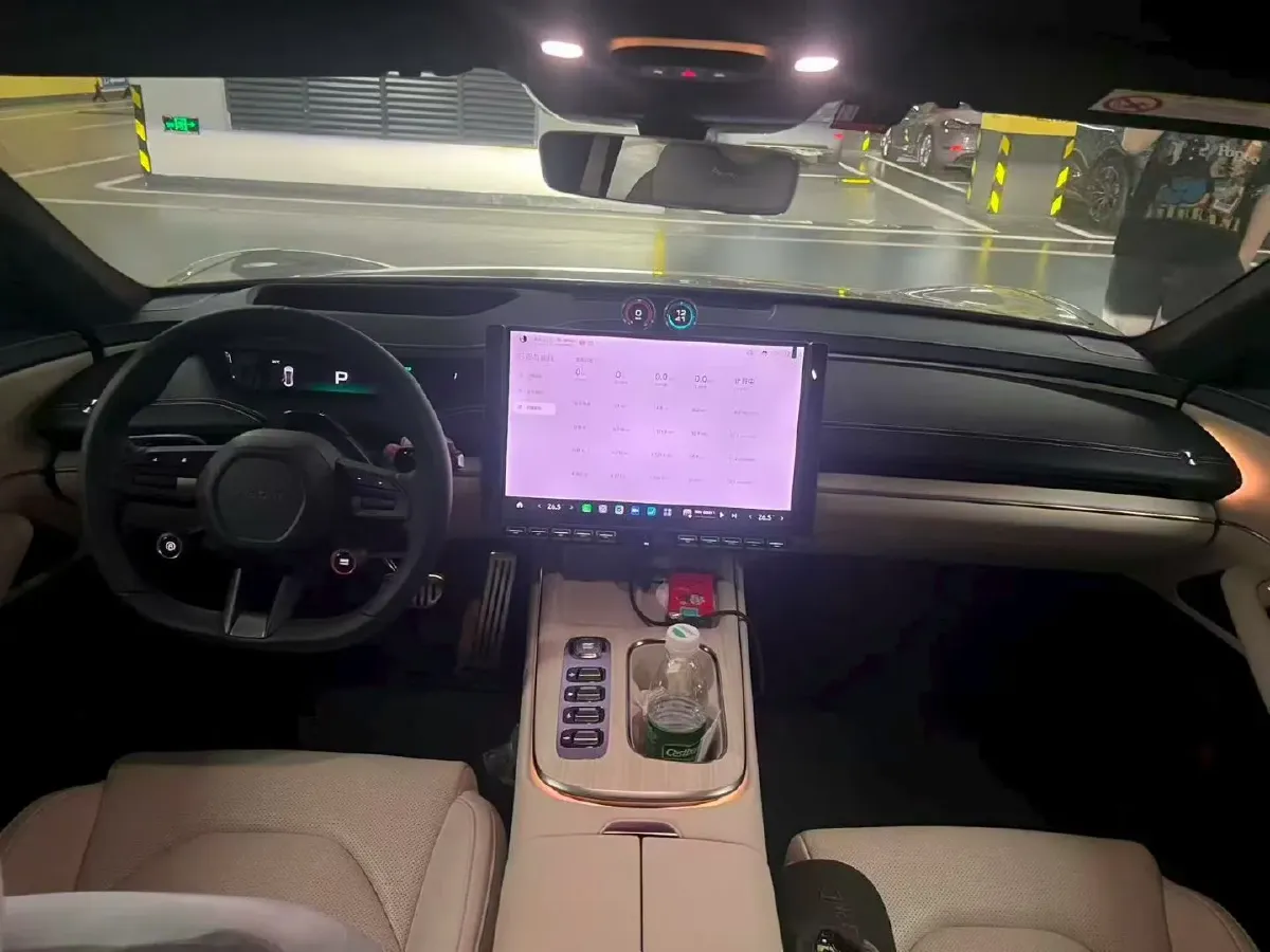 2024 MI SU7 BEV 101KWH,autocango,china used car exporter,china ev exporter,chinese used car exporter,chinese used ev exporter