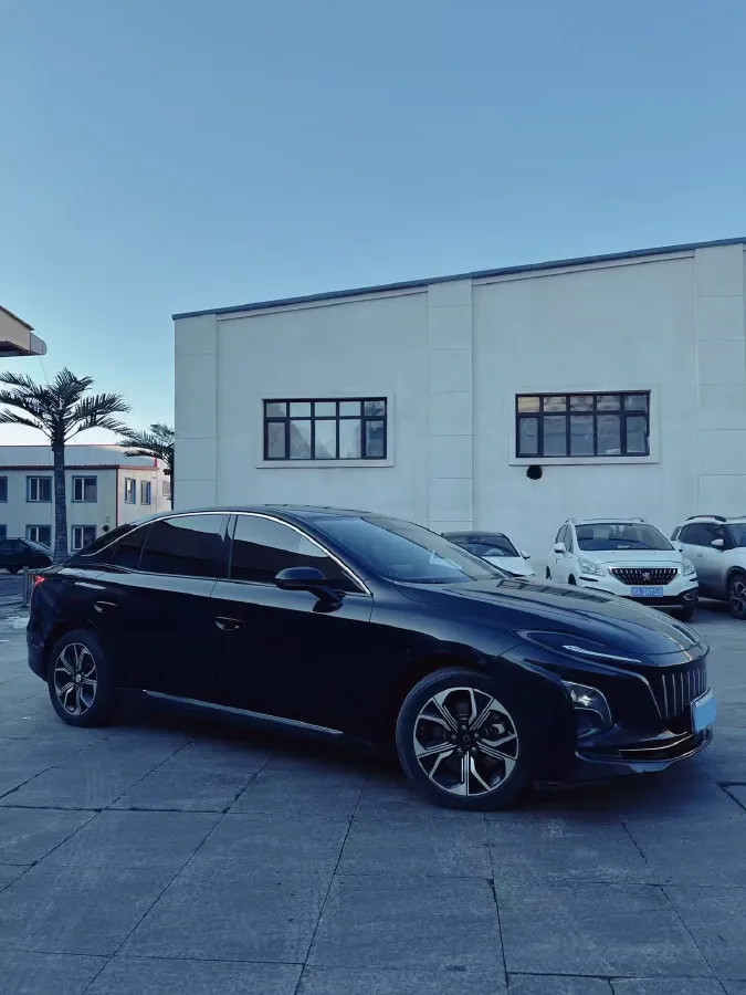 2022 HongQi E-QM5 BEV 56KWH,autocango,china used car exporter,china ev exporter,chinese used car exporter,chinese used ev exporter