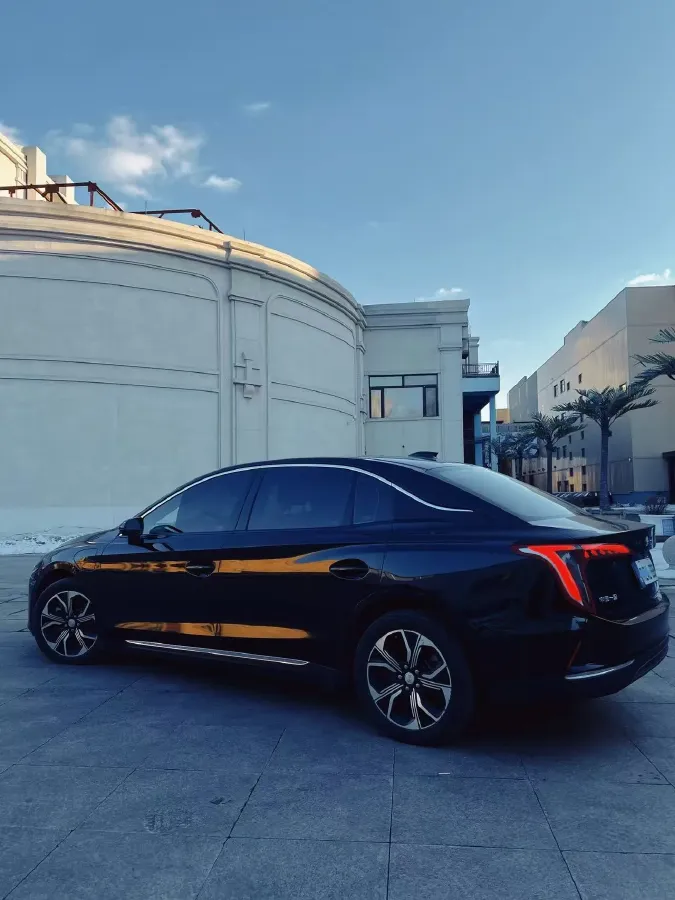 2022 HongQi E-QM5 BEV 56KWH,autocango,china used car exporter,china ev exporter,chinese used car exporter,chinese used ev exporter