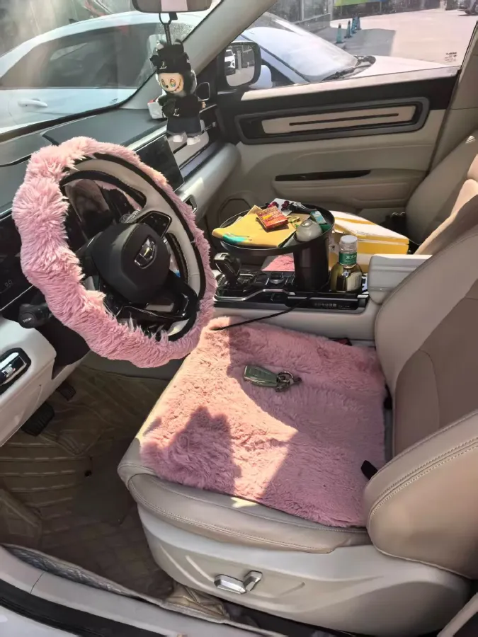 2023 Geely ICON 1.5T 181HP L4 7DCT,autocango,china used car exporter,china ev exporter,chinese used car exporter,chinese used ev exporter