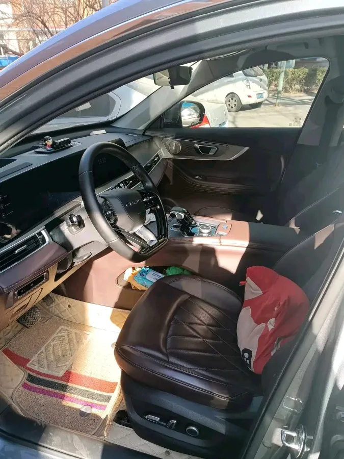 2024 Chery Tiggo 8 PRO 2.0T 254HP L4 7DCT,autocango,china used car exporter,china ev exporter,chinese used car exporter,chinese used ev exporter