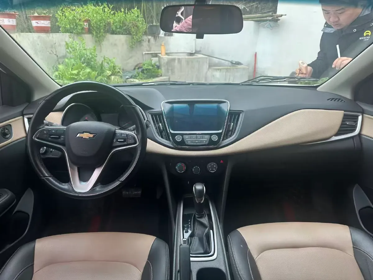 2021 Chevrolet Monza 1.5L 113HP L4 6AT,autocango,china used car exporter,china ev exporter,chinese used car exporter,chinese used ev exporter