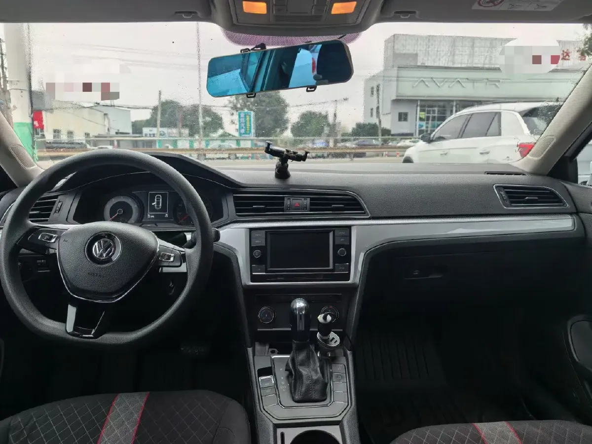 2019 Volkswagen T-Cross 1.4T 150HP L4 7DCT,autocango,china used car exporter,china ev exporter,chinese used car exporter,chinese used ev exporter