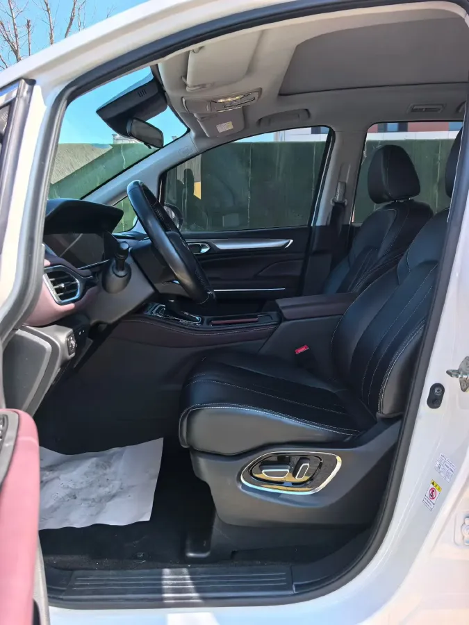 2023 GAC Trumpchi M6 1.5T 177HP L4 7DCT,autocango,china used car exporter,china ev exporter,chinese used car exporter,chinese used ev exporter