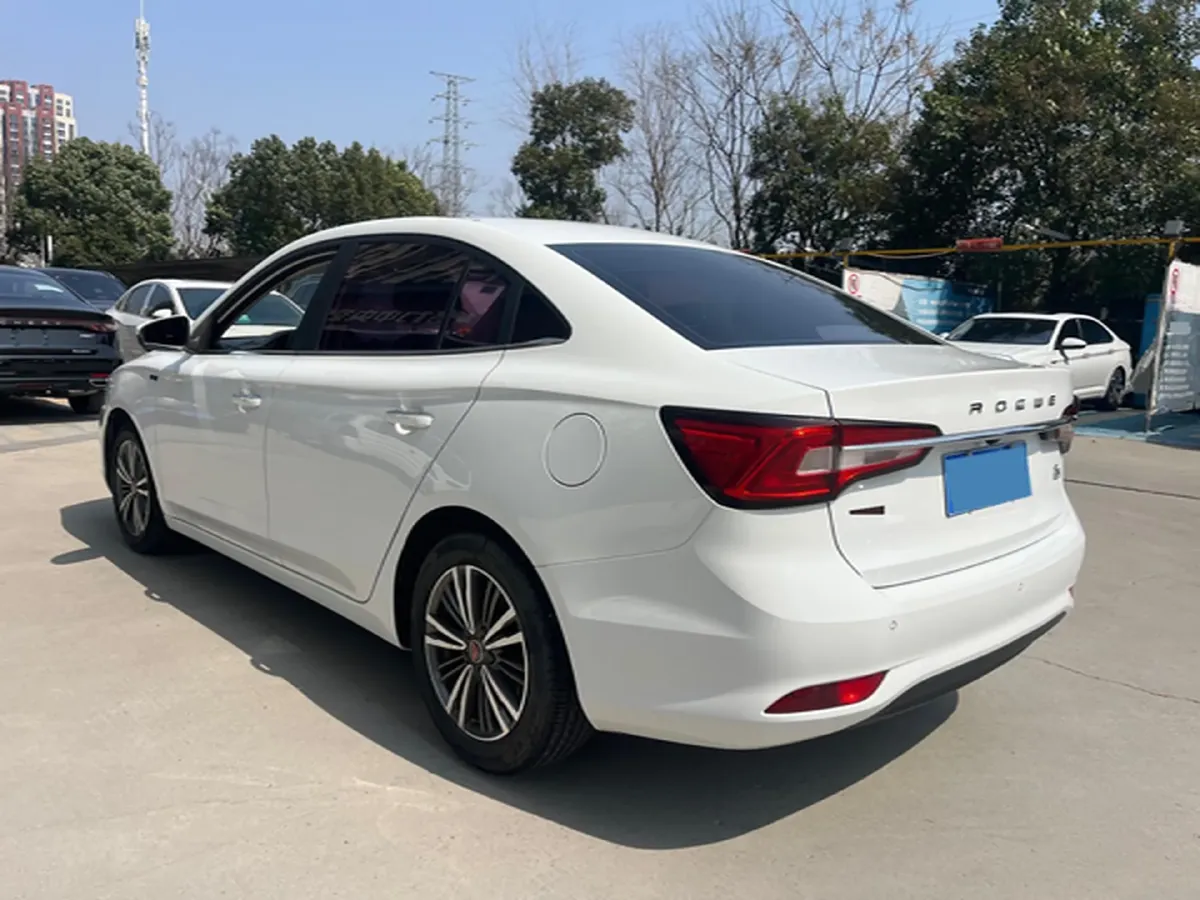 2019 Roewe i5 1.5L 120HP L4 CVT,autocango,china used car exporter,china ev exporter,chinese used car exporter,chinese used ev exporter