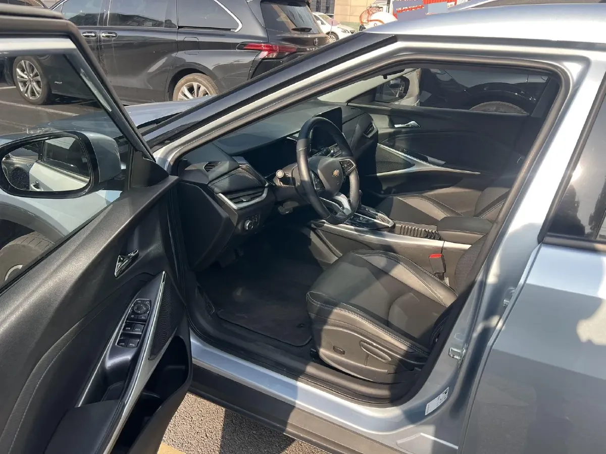 2021 Chevrolet Menlo BEV 52.5KWH,autocango,china used car exporter,china ev exporter,chinese used car exporter,chinese used ev exporter