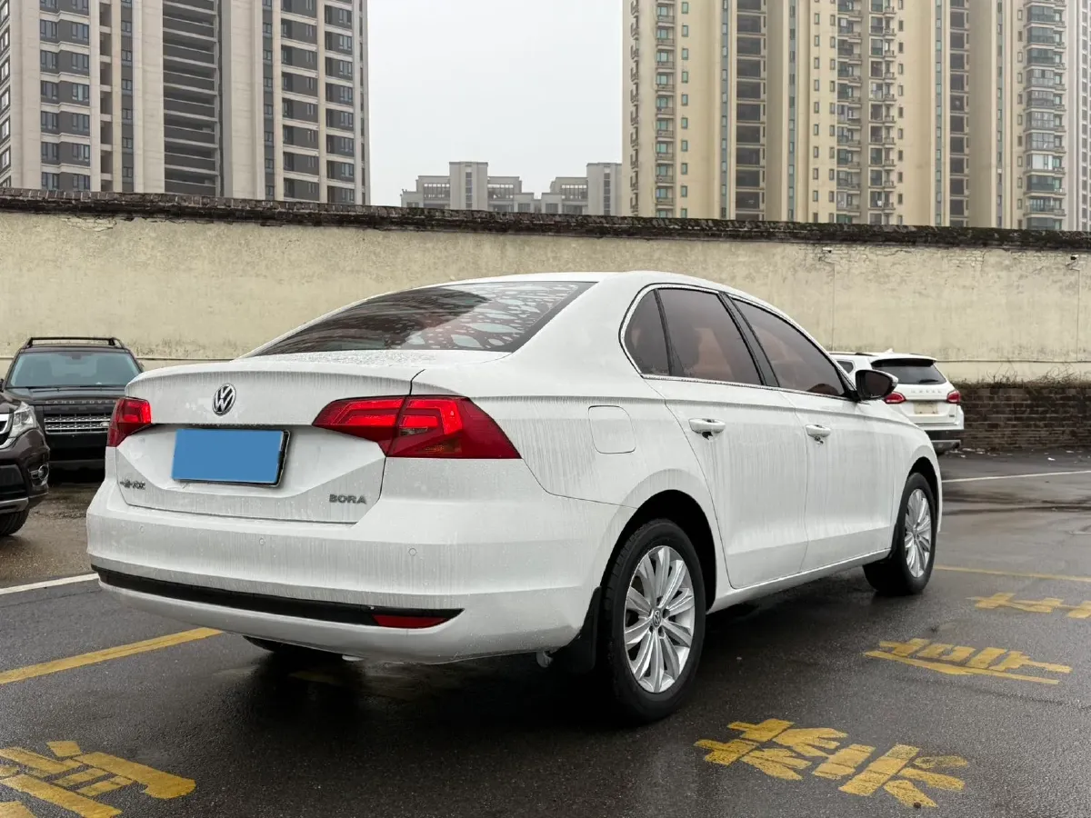 2019 Bestune T77 1.2T 143HP L4 7DCT,autocango,china used car exporter,china ev exporter,chinese used car exporter,chinese used ev exporter
