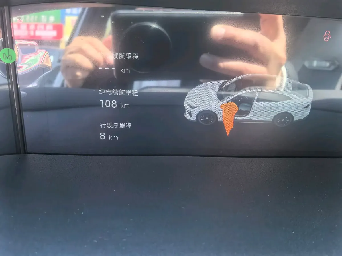 2024 ChangAn UNI-V iDD 1.5L 110HP L4 E-CVT PHEV 18.99KWH,autocango,china used car exporter,china ev exporter,chinese used car exporter,chinese used ev exporter