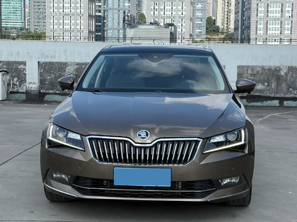 2019 Honda CR-V 2.0L 146HP L4 E-CVT Hybrid,autocango,china used car exporter,china ev exporter,chinese used car exporter,chinese used ev exporter