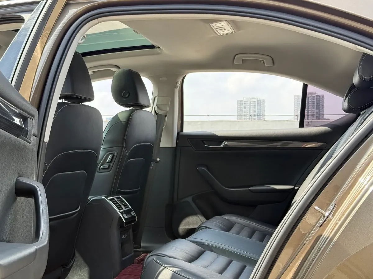 2019 Honda CR-V 2.0L 146HP L4 E-CVT Hybrid,autocango,china used car exporter,china ev exporter,chinese used car exporter,chinese used ev exporter