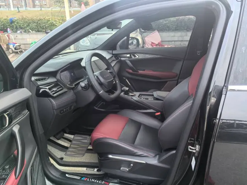 2020 LYNK&CO 06 1.5T 177HP L3 7DCT,autocango,china used car exporter,china ev exporter,chinese used car exporter,chinese used ev exporter