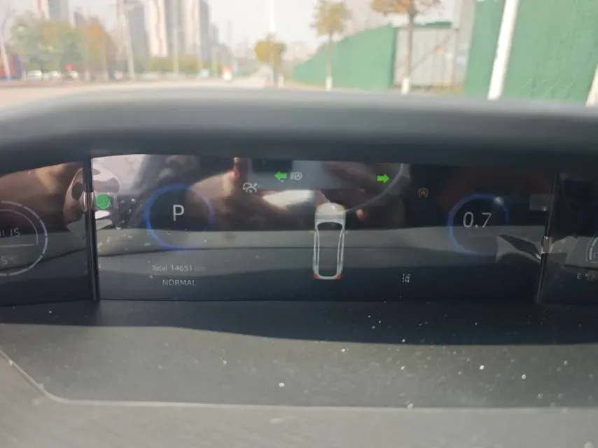 2023 ChangAn UNI-V 1.5T 188HP L4 7DCT,autocango,china used car exporter,china ev exporter,chinese used car exporter,chinese used ev exporter