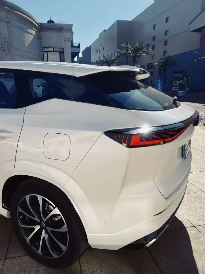2024 ChangAn UNI-Z 1.5L 98HP L4 E-CVT PHEV 18.4KWH,autocango,china used car exporter,china ev exporter,chinese used car exporter,chinese used ev exporter