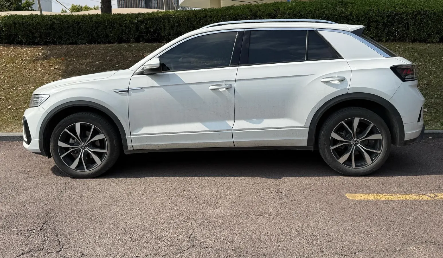 2024 Volkswagen T-Roc 1.5T 160HP L4 7DCT,autocango,china used car exporter,china ev exporter,chinese used car exporter,chinese used ev exporter