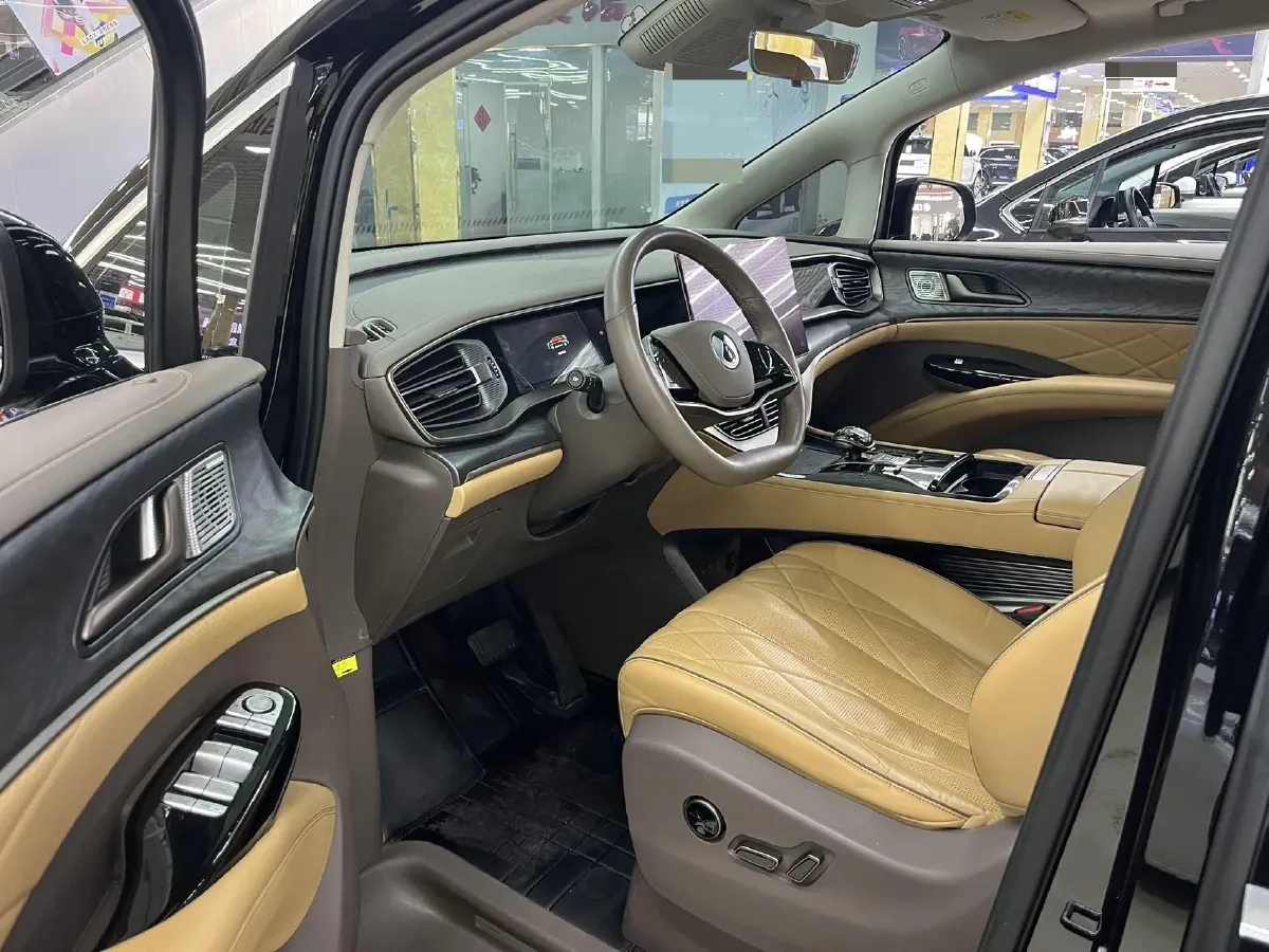 2022 HongQi HS7 3.0T 337HP V6 8AT,autocango,china used car exporter,china ev exporter,chinese used car exporter,chinese used ev exporter