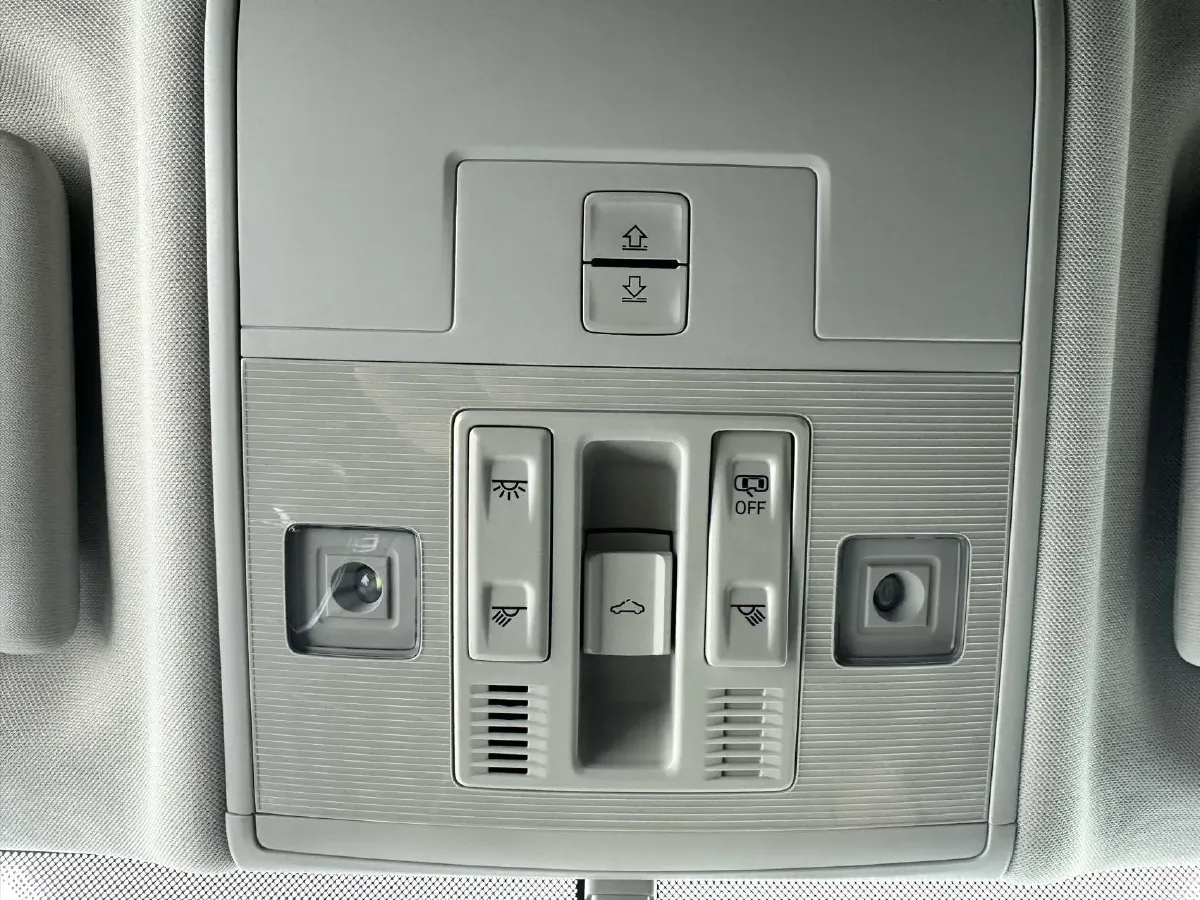 2022 Jetta VS7 1.4T 150HP L4 6AT,autocango,china used car exporter,china ev exporter,chinese used car exporter,chinese used ev exporter