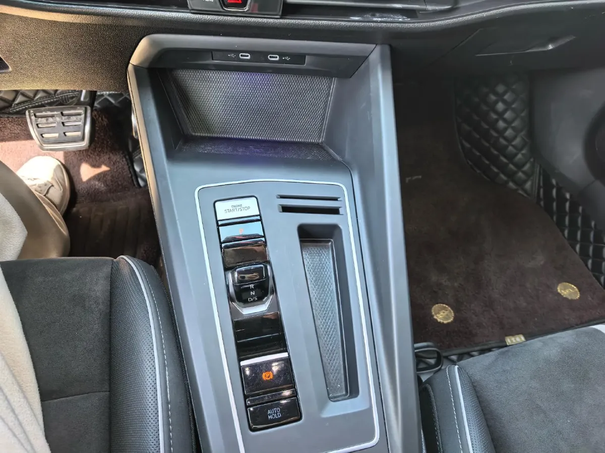 2021 Volkswagen Golf 1.4T 150HP L4 7DCT,autocango,china used car exporter,china ev exporter,chinese used car exporter,chinese used ev exporter