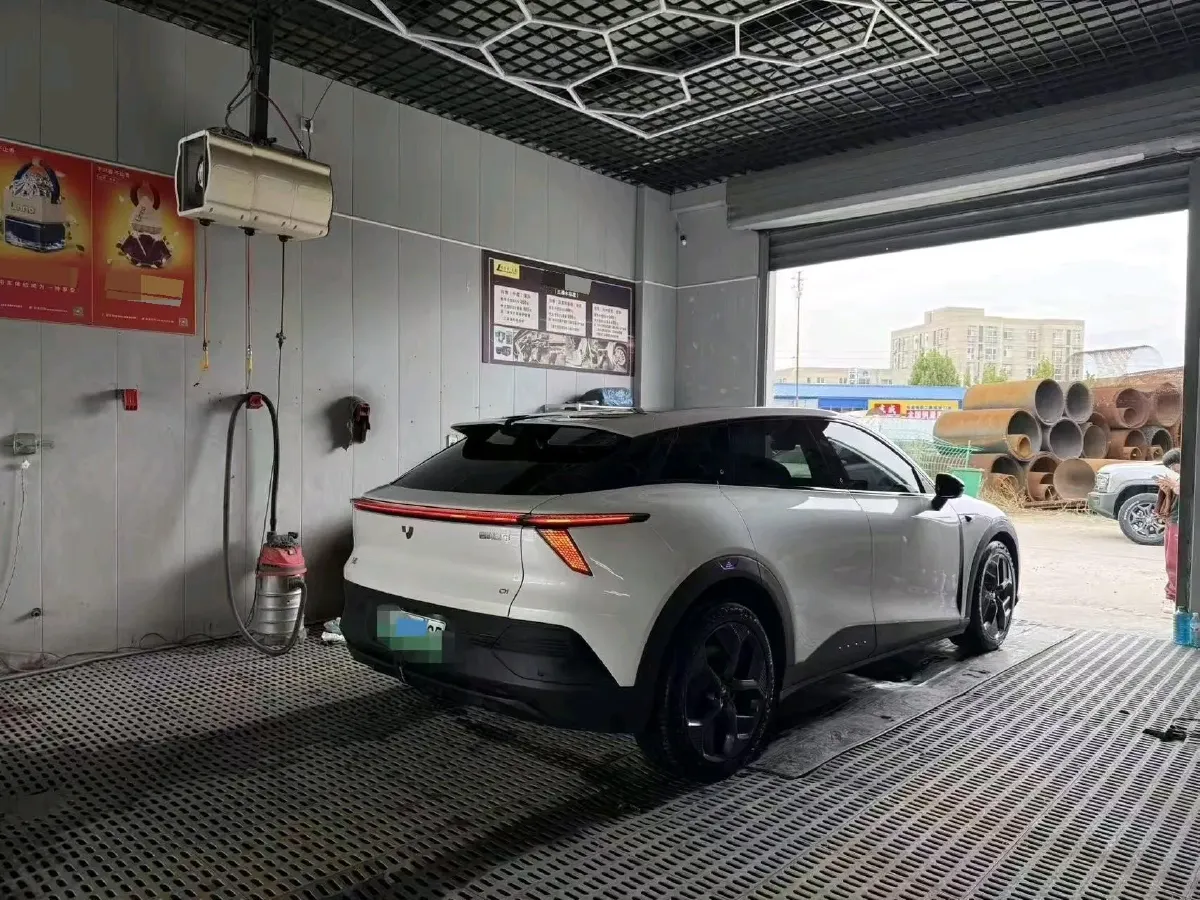 2023 Honda CR-V 2.0L 150HP L4 E-CVT PHEV 17.7KWH,autocango,china used car exporter,china ev exporter,chinese used car exporter,chinese used ev exporter