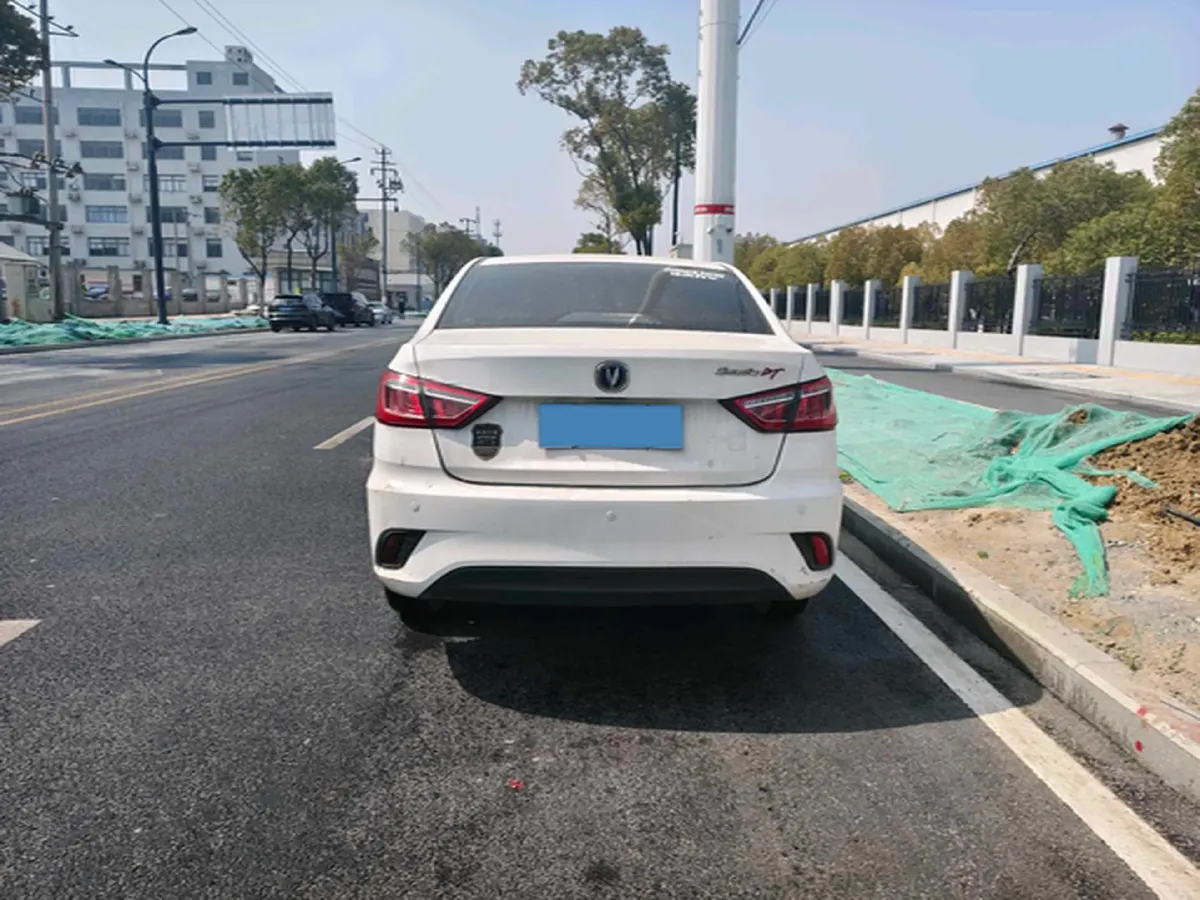 2021 ChangAn Eado DT 1.6L 125HP L4 4AT,autocango,china used car exporter,china ev exporter,chinese used car exporter,chinese used ev exporter