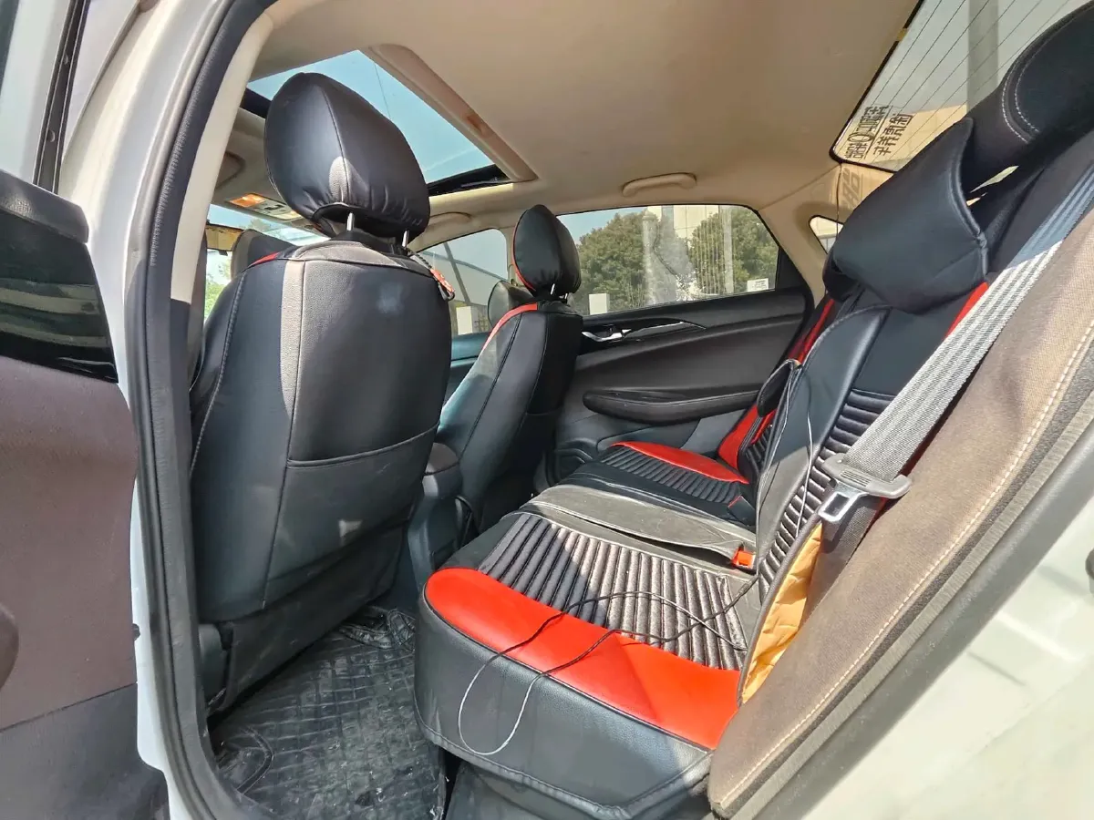 2021 ChangAn Eado DT 1.6L 125HP L4 4AT,autocango,china used car exporter,china ev exporter,chinese used car exporter,chinese used ev exporter