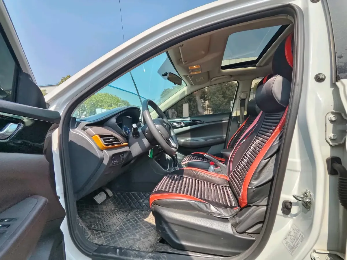 2021 ChangAn Eado DT 1.6L 125HP L4 4AT,autocango,china used car exporter,china ev exporter,chinese used car exporter,chinese used ev exporter