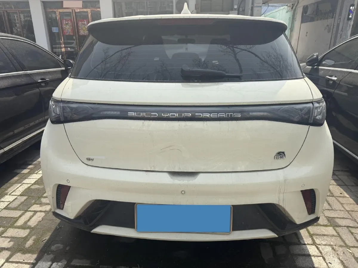 2021 Ford Escort 1.5L 122HP L3 6AT,autocango,china used car exporter,china ev exporter,chinese used car exporter,chinese used ev exporter