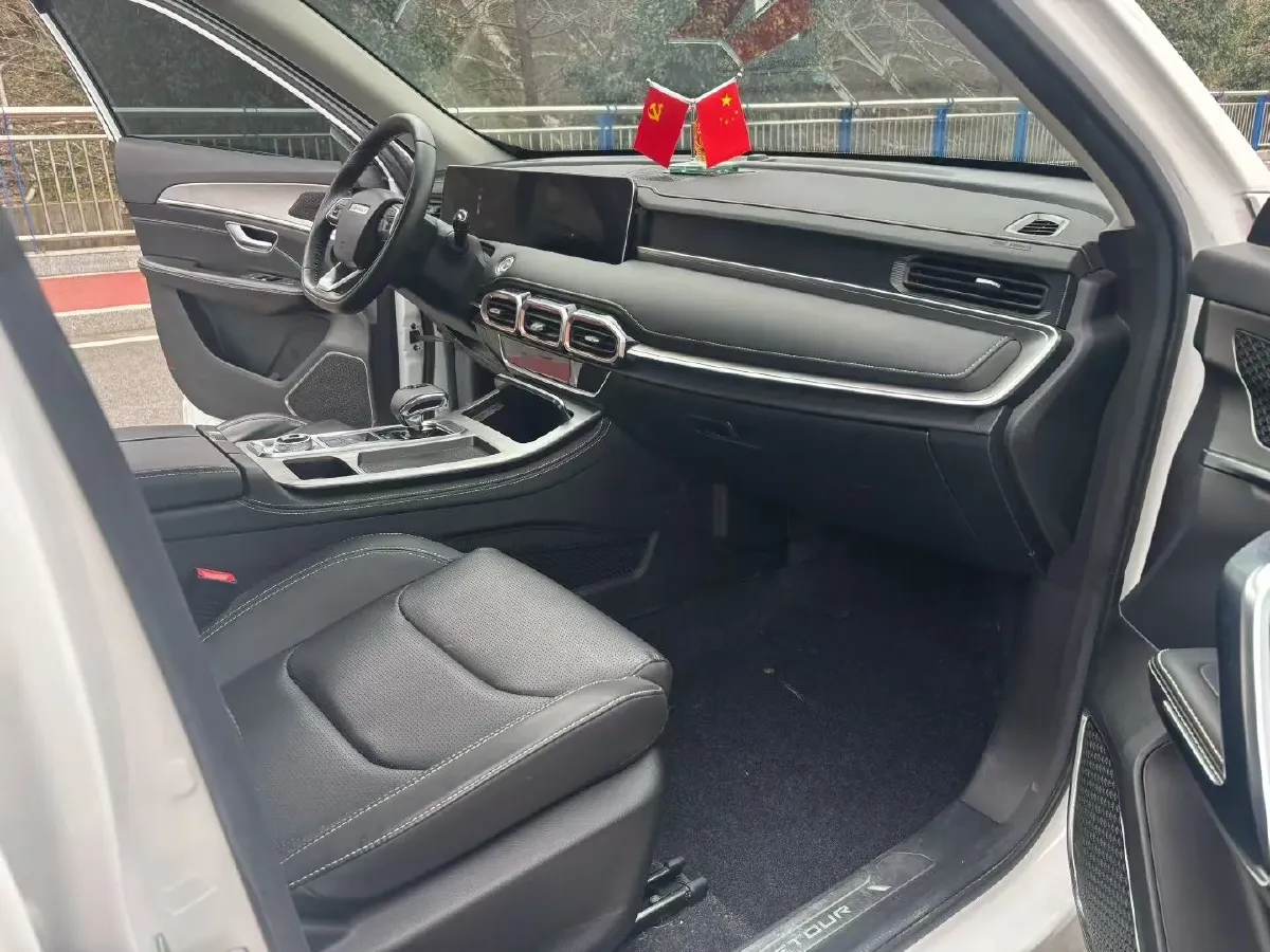 2023 Jetour X70 Plus 1.5T 156HP L4 CVT,autocango,china used car exporter,china ev exporter,chinese used car exporter,chinese used ev exporter