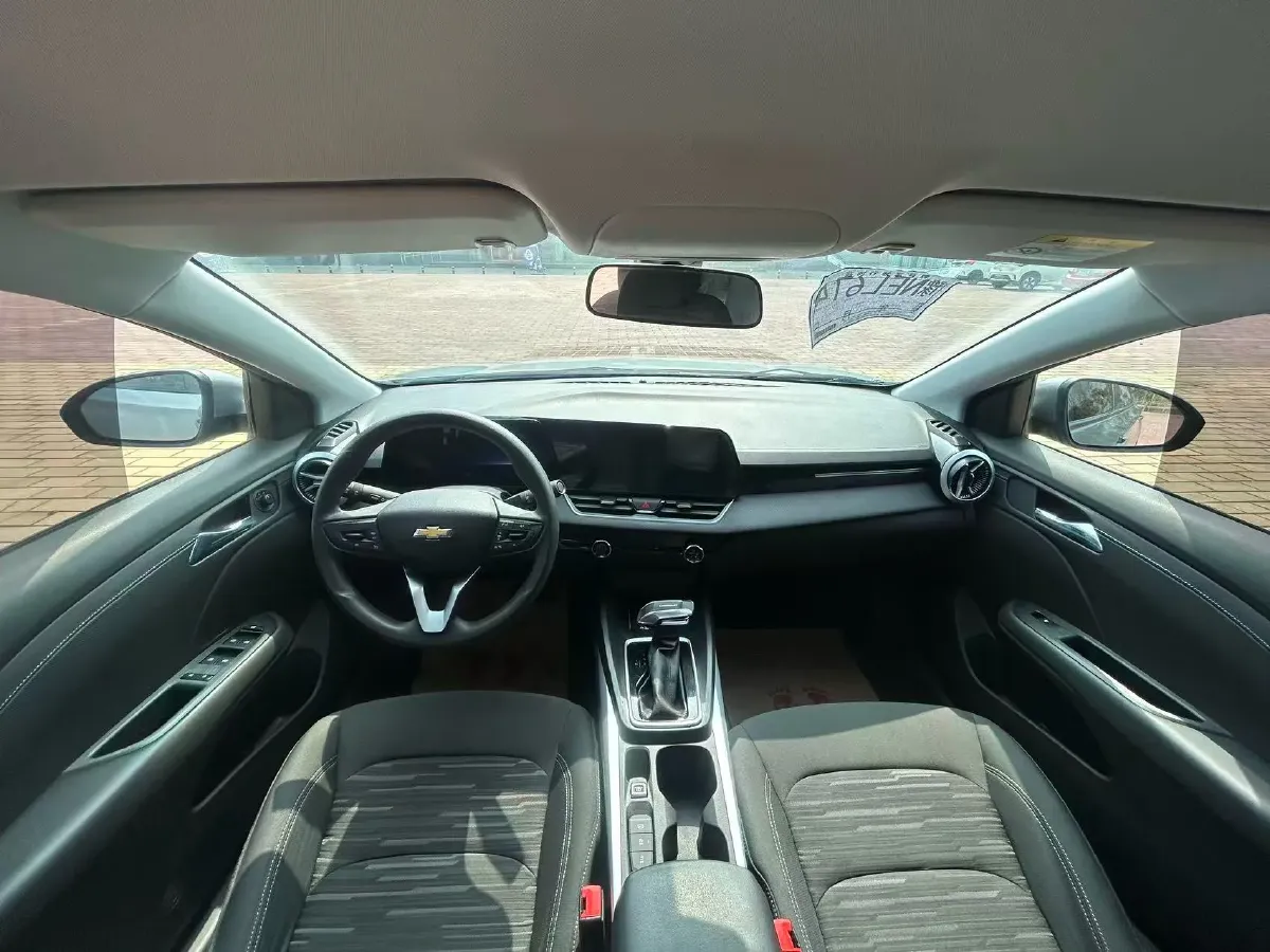 2024 Chevrolet Monza 1.5L 113HP L4 6DCT,autocango,china used car exporter,china ev exporter,chinese used car exporter,chinese used ev exporter