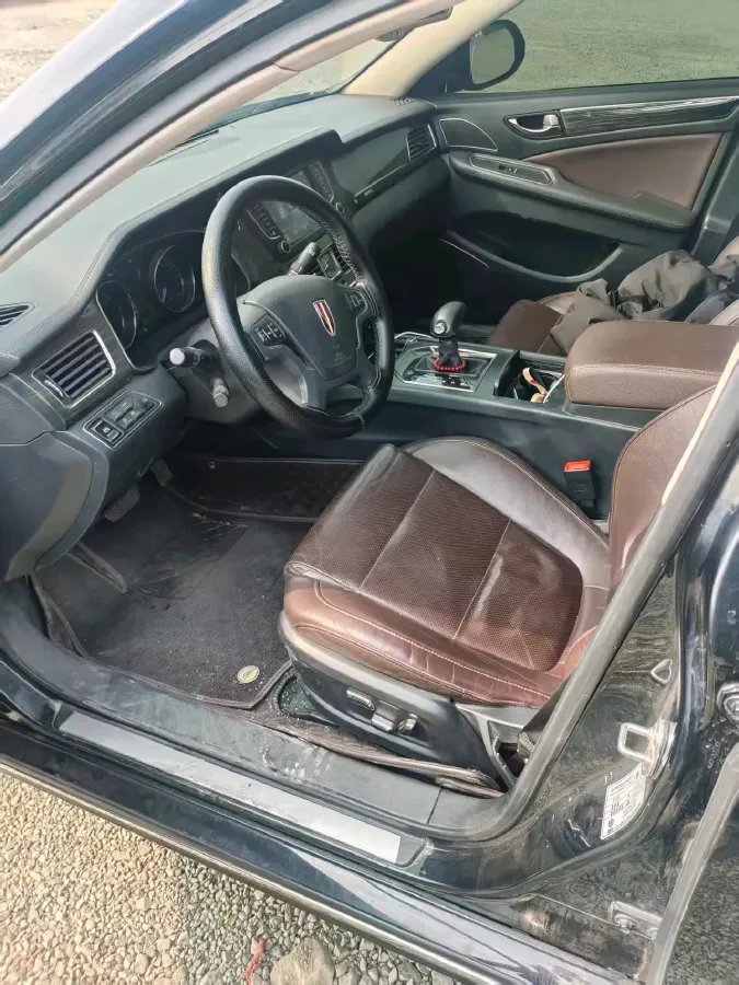 2019 HongQi H7 1.8T 188HP L4 6AT,autocango,china used car exporter,china ev exporter,chinese used car exporter,chinese used ev exporter