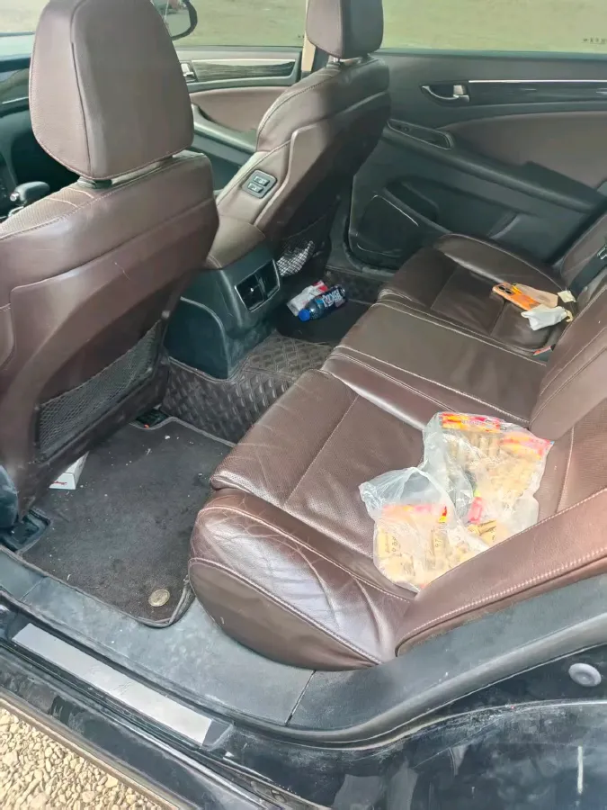 2019 HongQi H7 1.8T 188HP L4 6AT,autocango,china used car exporter,china ev exporter,chinese used car exporter,chinese used ev exporter