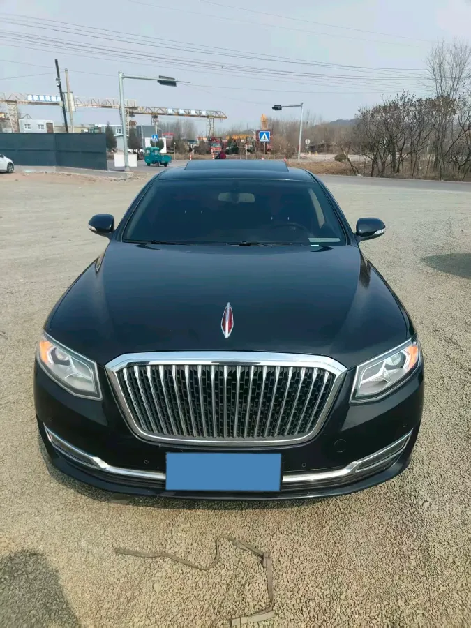 2019 HongQi H7 1.8T 188HP L4 6AT,autocango,china used car exporter,china ev exporter,chinese used car exporter,chinese used ev exporter