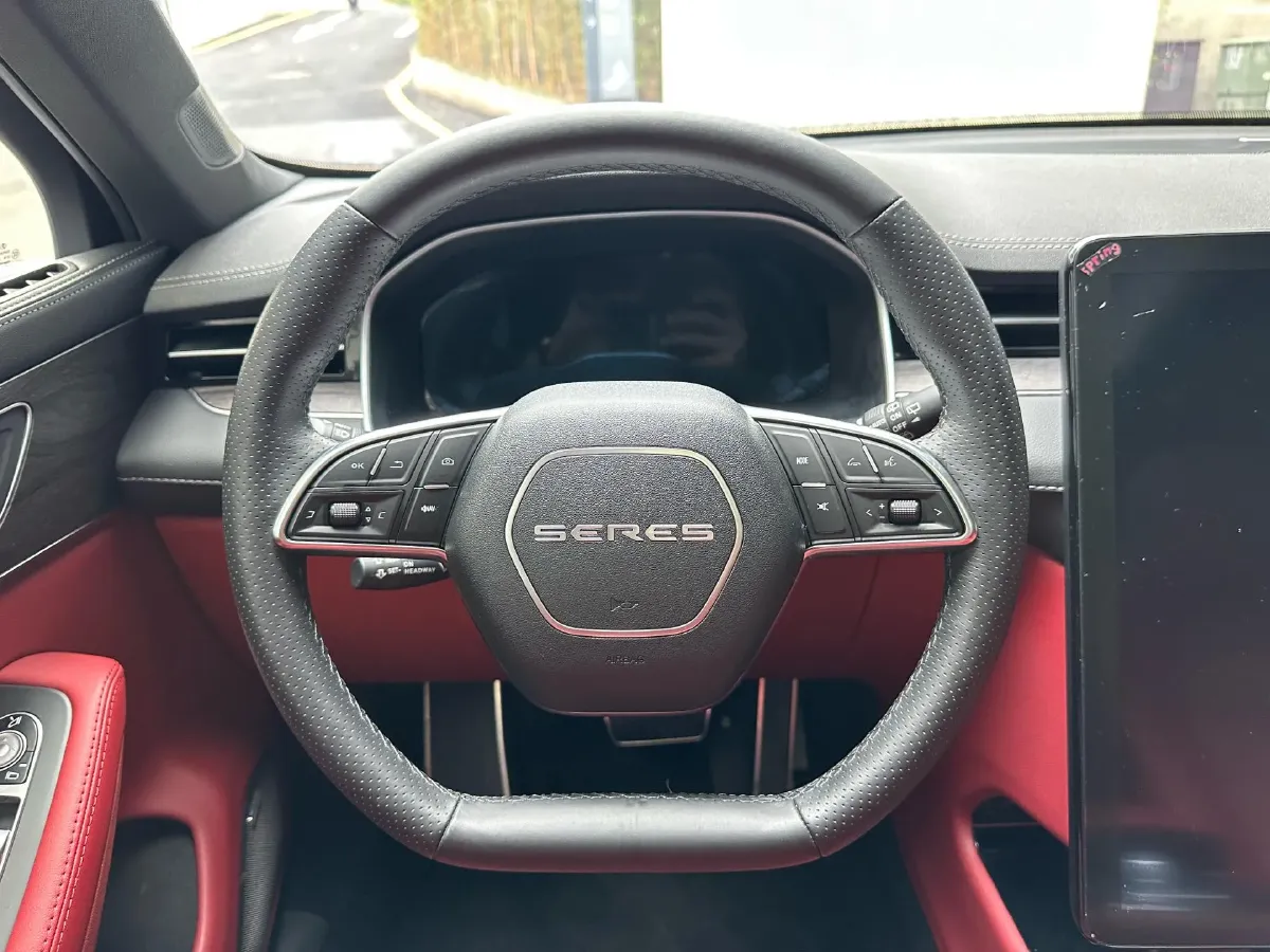 2021 SERES SF5 Range Extended 112HP REEV 35KWH,autocango,china used car exporter,china ev exporter,chinese used car exporter,chinese used ev exporter