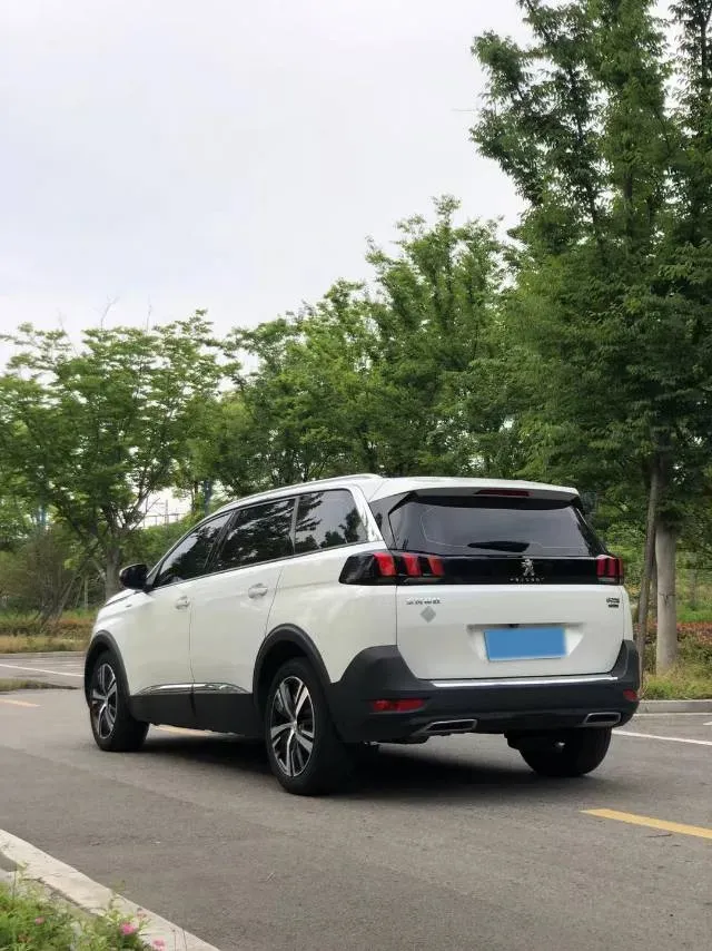 2017 Peugeot 5008 1.8T 204HP L4 6AT,autocango,china used car exporter,china ev exporter,chinese used car exporter,chinese used ev exporter