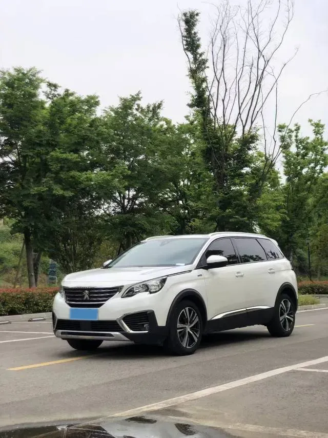2017 Peugeot 5008 1.8T 204HP L4 6AT,autocango,china used car exporter,china ev exporter,chinese used car exporter,chinese used ev exporter