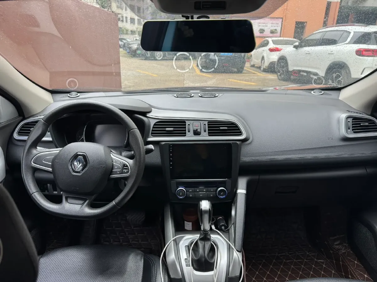 2017 Renault Kadjar 2.0L 150HP L4 CVT,autocango,china used car exporter,china ev exporter,chinese used car exporter,chinese used ev exporter