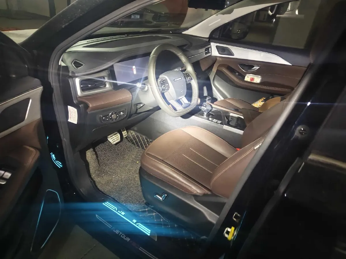 2024 Jetour X90 Plus 1.6T 197HP L4 7DCT,autocango,china used car exporter,china ev exporter,chinese used car exporter,chinese used ev exporter