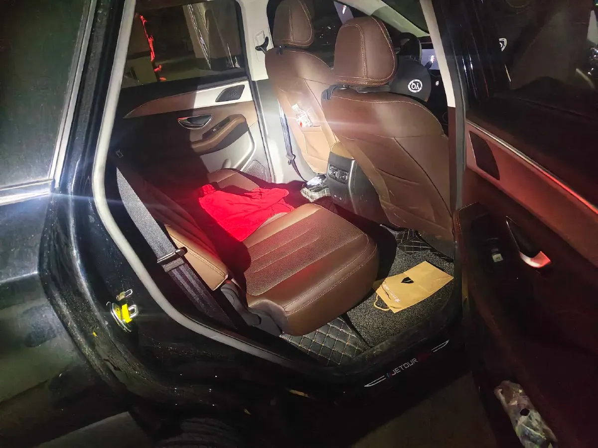 2024 Jetour X90 Plus 1.6T 197HP L4 7DCT,autocango,china used car exporter,china ev exporter,chinese used car exporter,chinese used ev exporter