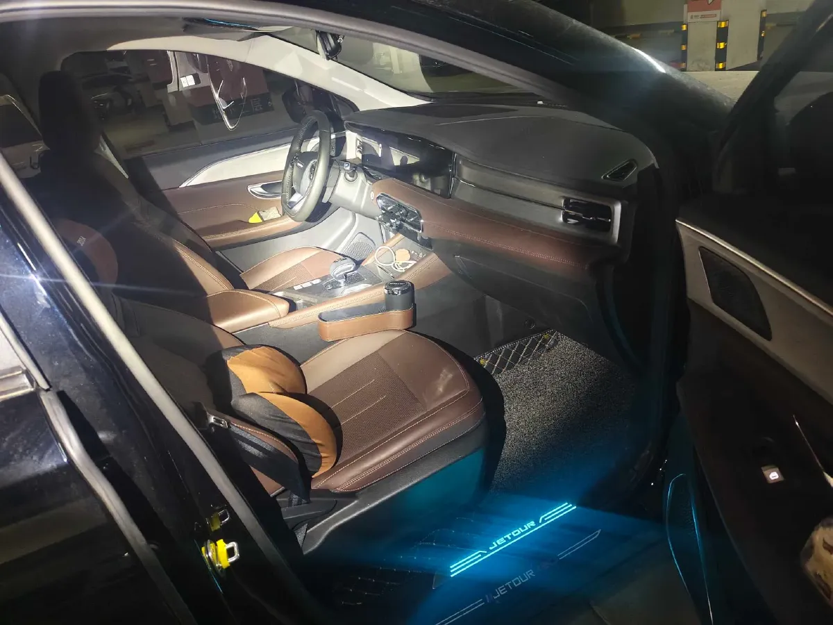 2024 Jetour X90 Plus 1.6T 197HP L4 7DCT,autocango,china used car exporter,china ev exporter,chinese used car exporter,chinese used ev exporter